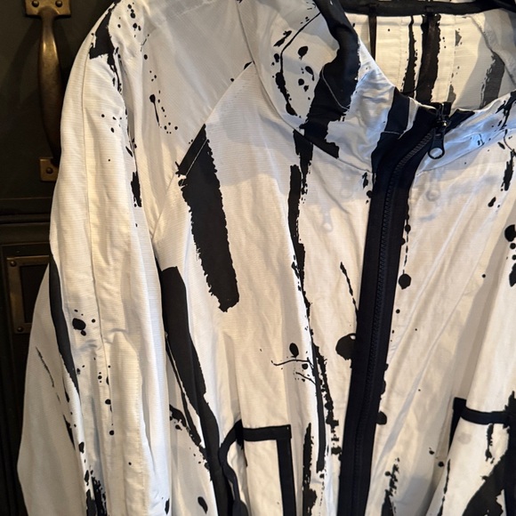 LINk Jacket - Picture 2 of 11